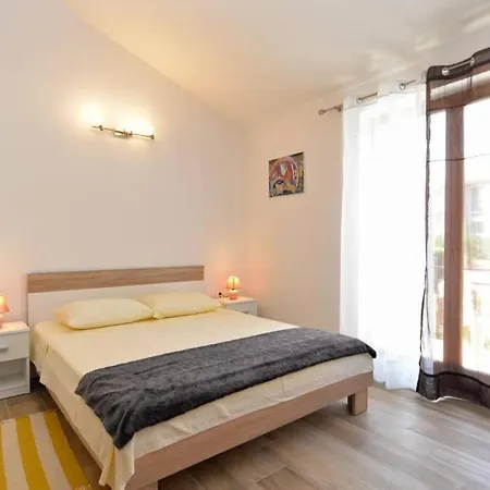 Vesna For 2, Free Parking And Wi-fi * Pula