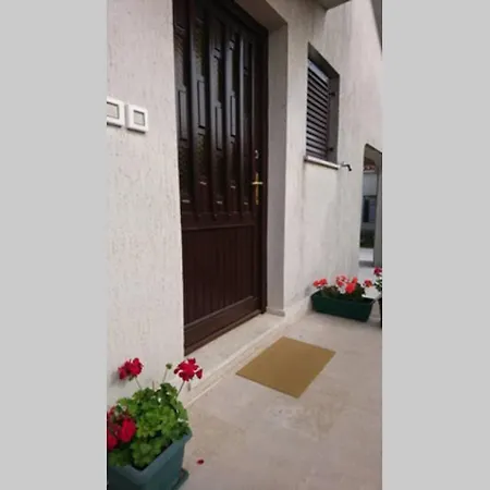 Vesna For 2, Free Parking And Wi-fi Apartment *
